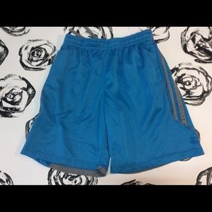 Men’s Starter shorts